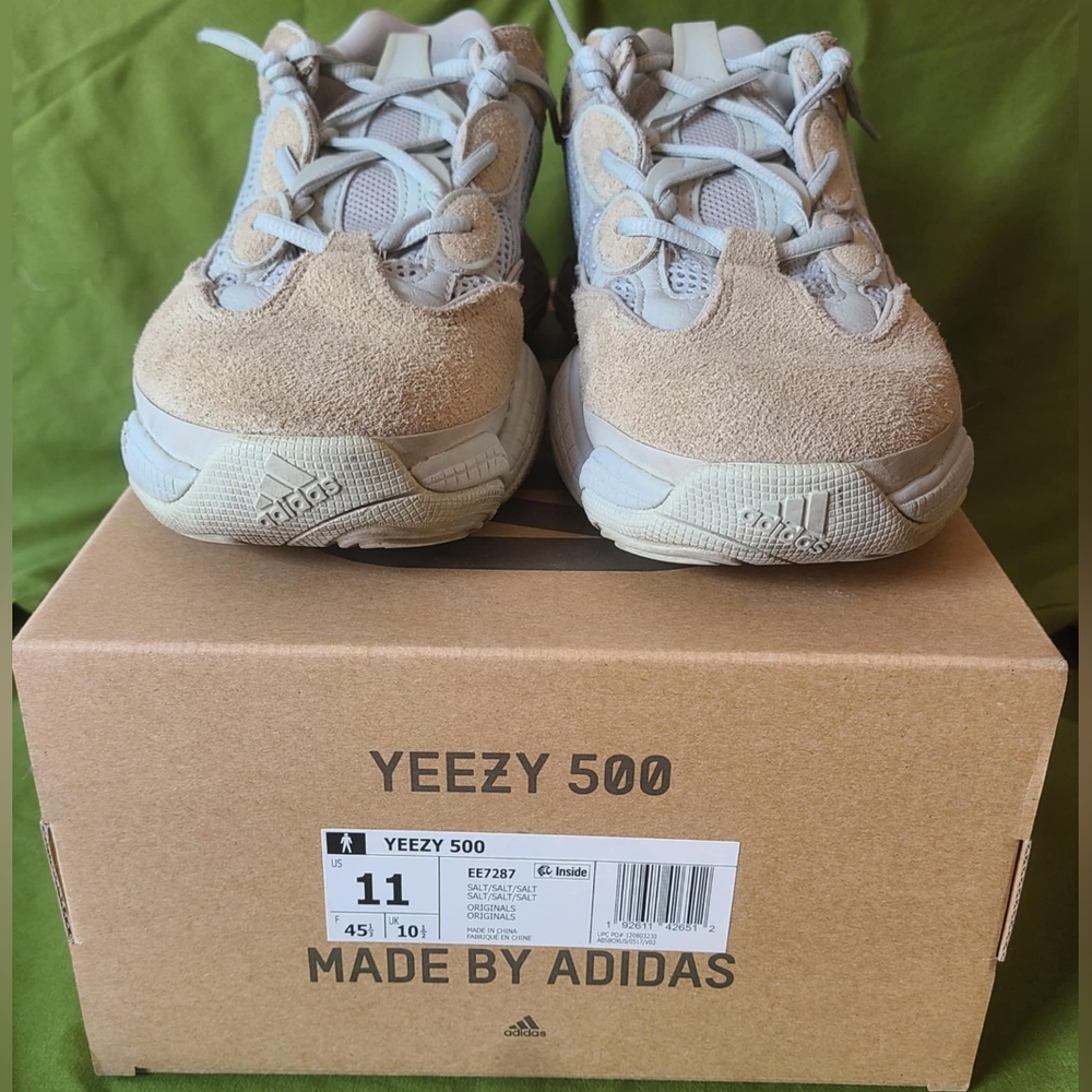 Addidas Yeezy 500 - Salt 2018 (Model ART EE7287) size 11. Pre-owned